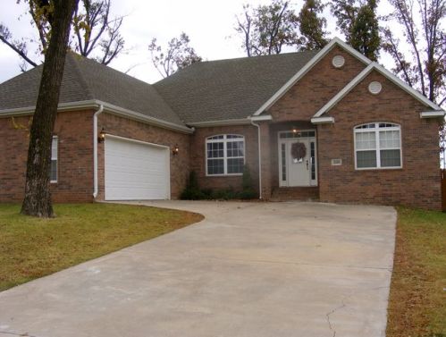 2225 Tall Tree Ln, Springdale, AR 72762-1777