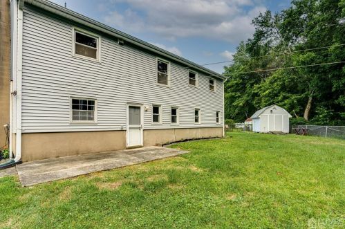 6 Kim Ct, Old Bridge NJ 08857-3405 exterior