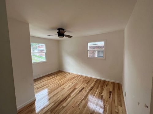 3131 Glendale Ave, Pittsburgh PA  15227-2828 exterior