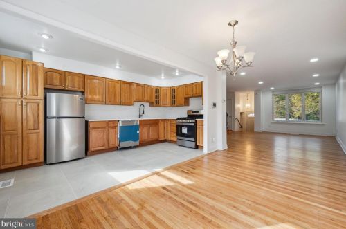 2623 Lawrence St, Philadelphia PA  19133-0031 exterior