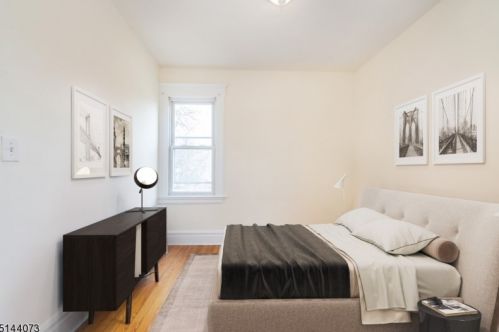 72 Willow St, Montclair NJ 07042-3502 exterior