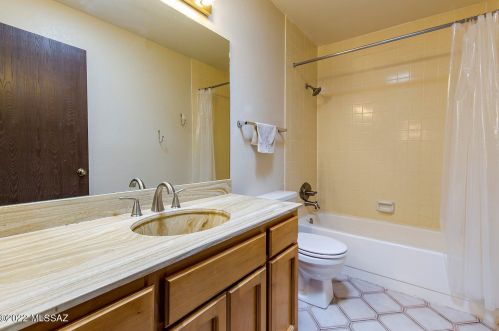 4231 Presidio Rd, Tucson AZ  85712-1044 exterior