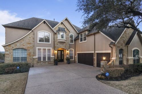 217 Emerald Rdg Dr, Austin TX 78732-1234 exterior