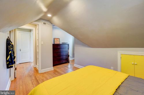 7503 Carroll Ave, Silver Spring MD  20912-5715 exterior