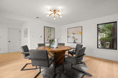 2100 Apricot Gln Dr, Austin TX 78746-7847 exterior