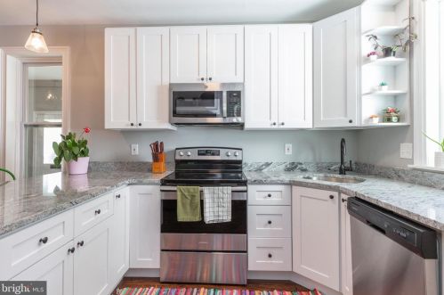 379 York St, Pottstown PA  19464-5261 exterior