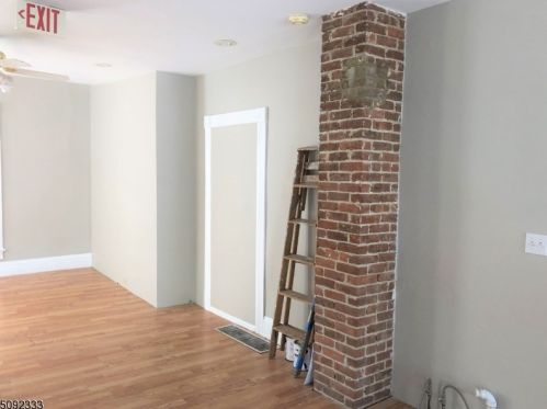 208 Main St, Hackettstown NJ 07840-2039 exterior