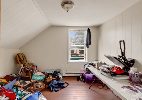 18 Lafayette St, Worcester MA 01608-2131 exterior