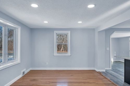 139 Maebeth St, Springfield MA 01119-2414 exterior