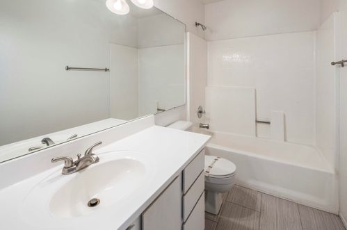 4523 Bluefield Ave, Phoenix AZ 85032-1420 exterior