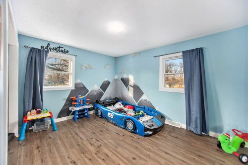 1819 Eloise Dr, Meskegon MI  49444-4013 exterior