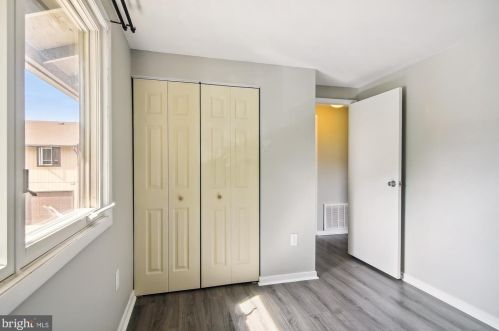 560 Gln Ct, Glen Burnie MD 21061-5013 exterior