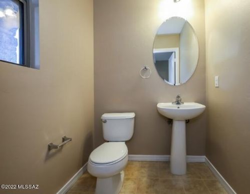 7017 Ladys Thumb Ln, Tucson AZ  85756-5197 exterior