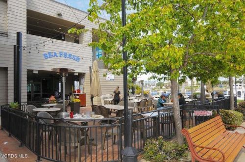 3101 Peninsula Rd, Oxnard CA  93035-4202 exterior