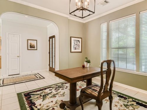 4333 Cyn Gln Cir, Austin TX 78732-2185 exterior