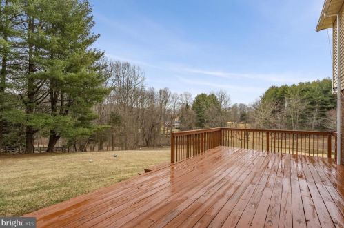 17404 Rocky Gorge Ct, Silver Spring MD 20905-5123 exterior