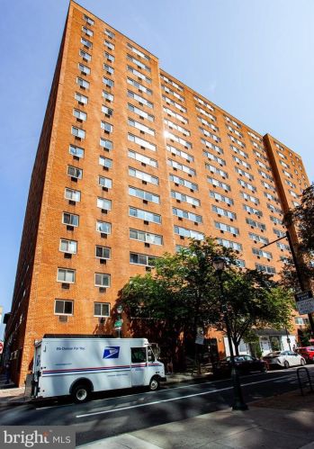 2101 Chestnut St, Philadelphia PA  19103-3197 exterior