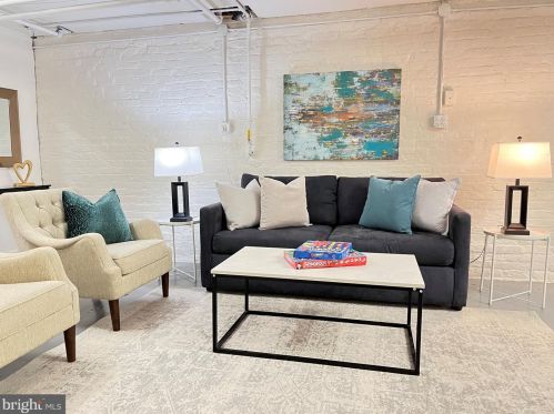 2409 Seminary Rd, Silver Spring MD 20910-1354 exterior