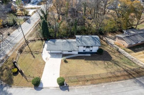 1821 Fayetteville Ct, Atlanta GA  30316-2910 exterior