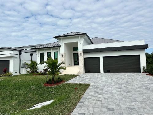 1045 Morningside Dr, Naples FL 34103-3313 exterior