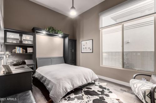 6508 25th Way, Phoenix AZ  85016-8934 exterior