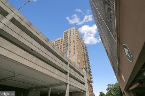 5750 Bou Ave, Rockville MD 20852-1645 exterior