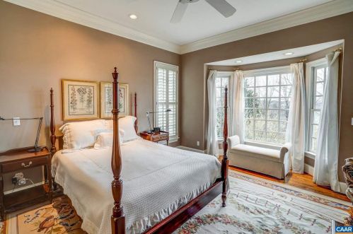 3067 Darby Rd, Keswick VA 22947-2730 exterior