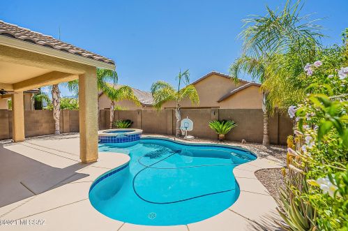 1235 Montelupo Dr, Tucson, AZ 85755-8541