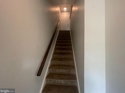 912 Foxmeadow Dr, Limerick PA  19468-1552 exterior