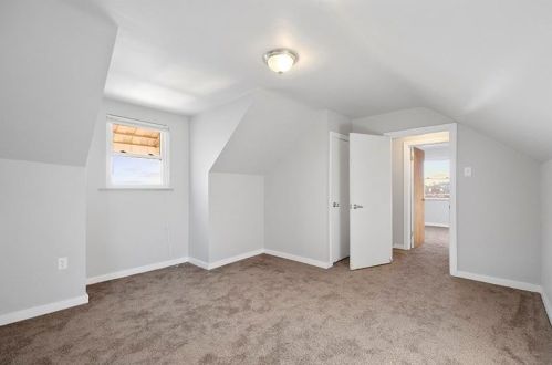 4125 Gladstone St, Pittsburgh PA 15207-1423 exterior