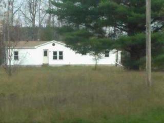 9191 Hamilton Rd, Harrison, MI 48625-9383