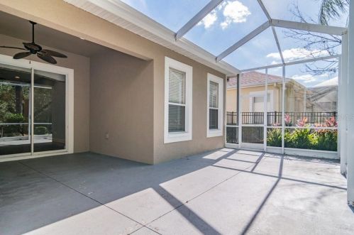 8028 Hampton Lake Dr, Tampa FL  33647-3558 exterior