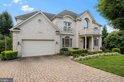 6251 Linway Ter, Mc Lean, VA 22101-4106