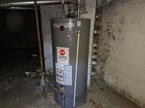 608 30, Milwaukee WI 53215-1214 exterior