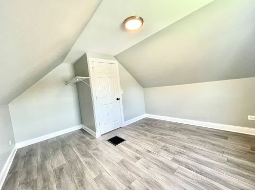 3040 55 St, Chicago IL 60632-4738 exterior