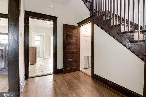 2017 Lawrence St, Washington DC  20018-2832 exterior