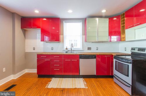 368 Daly St, Philadelphia PA 19148-3329 exterior