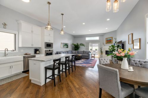 1736 Talman Ave, Chicago IL  60647-5224 exterior