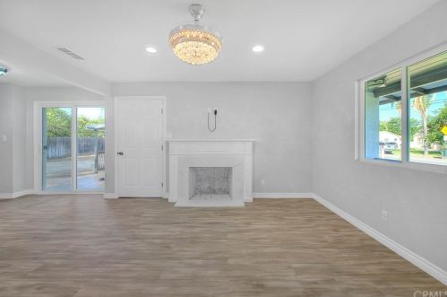 7106 Orch St, Riverside CA 92504-3958 exterior