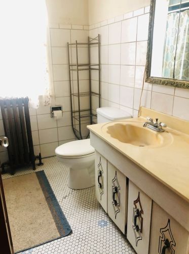 4107 Barry Ave, Chicago IL 60641-5034 exterior