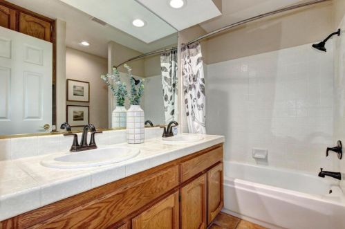 244 Silberhorn Dr, Folsom CA  95630-6743 exterior