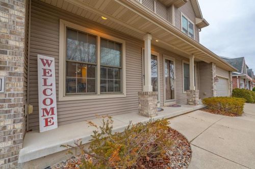 6902 Littlemore Dr, Madison WI  53718-3332 exterior