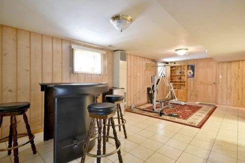 4536 Nottingham Ave, Chicago IL 60656-3825 exterior