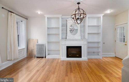 2329 Emerald St, Philadelphia PA  19125-1527 exterior