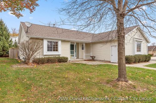 1737 Forest Lake Dr, Grand Rapids, MI 49546-6281