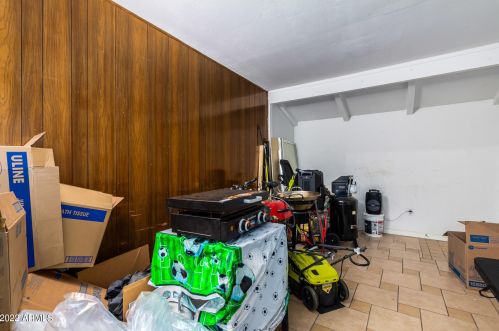 1808 50 Dr, Phoenix AZ 85031-1328 exterior