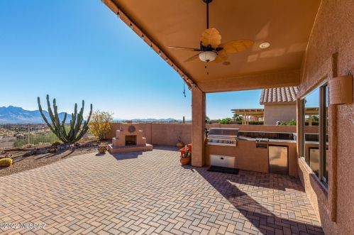 39261 Mountain Shadow Dr, Tucson, AZ 85739-2337