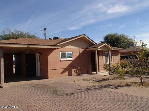 2015 37th Ave, Phoenix AZ  85009-2255 exterior