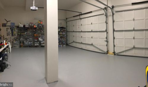 1289 Ballantrae Farm Dr, Mc Lean VA 22101-3027 exterior