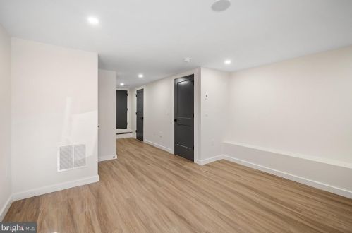 241 Allen St, Philadelphia PA  19125-4103 exterior